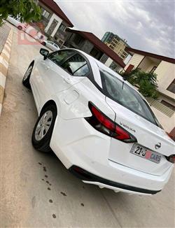 نیسان ڤێرسا